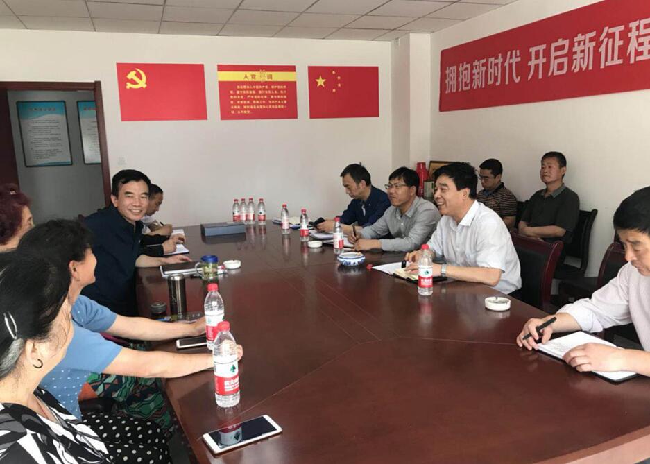 集團(tuán)大調(diào)研第五組     赴正合物業(yè)延河分公司、紅旗分公司調(diào)研